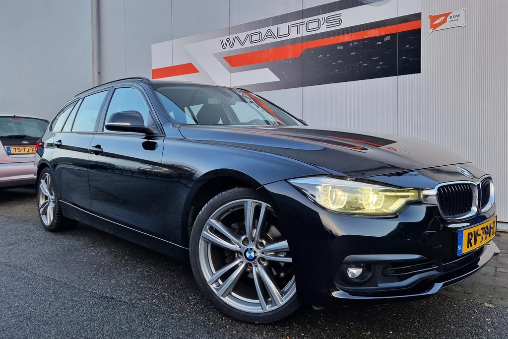 BMW 3-serie Touring 320i Corporate Lease