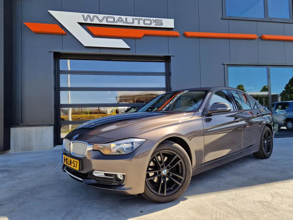 BMW 3-serie 320i EfficientDynamics Edition Business