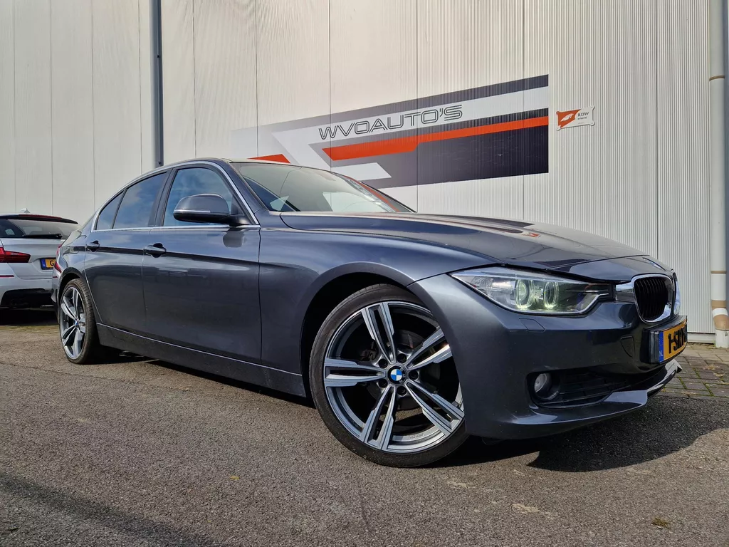 BMW 3-serie 320i EfficientDynamics Edition High Executive